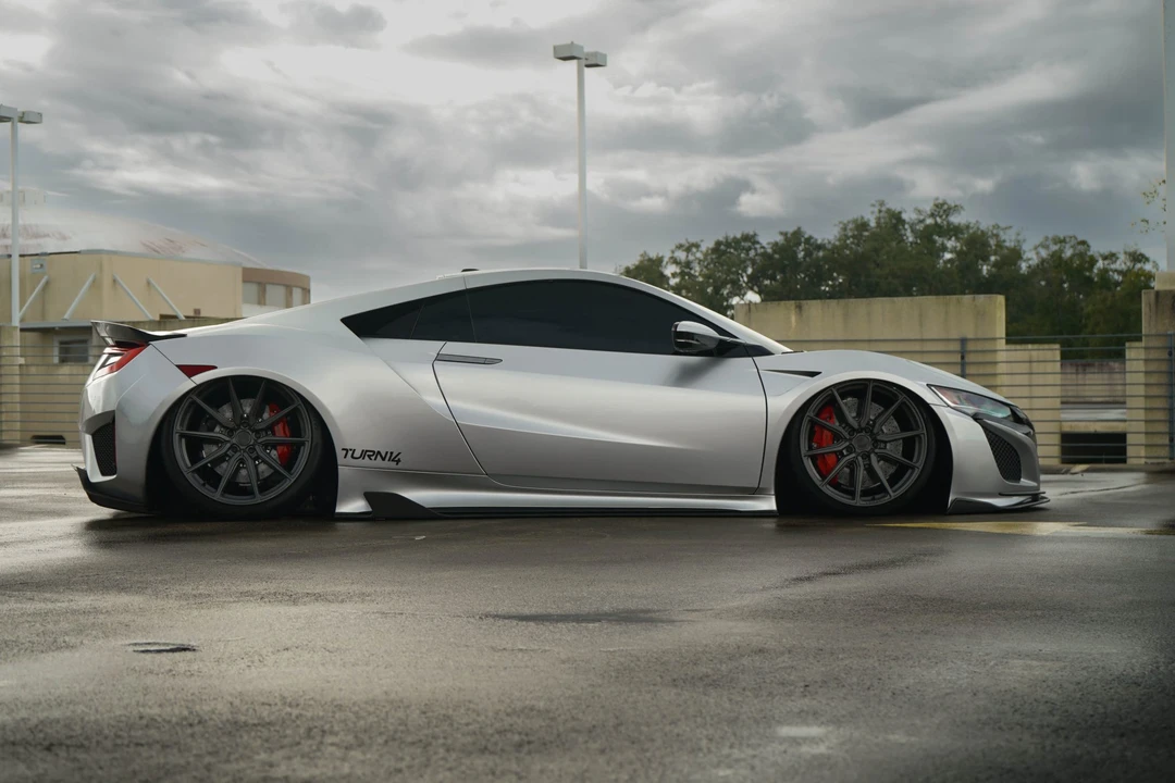 2017 Acura NC1 NSX - Image 12 of 31