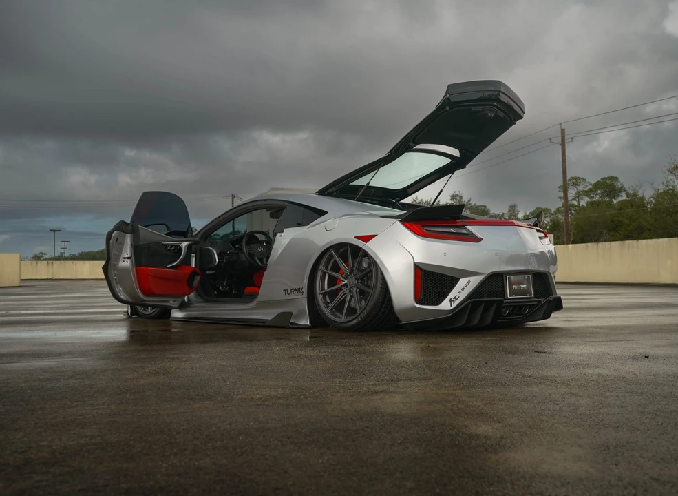 2017 Acura NC1 NSX - Image 26 of 31