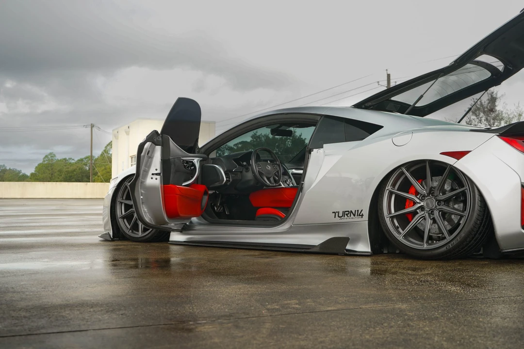 2017 Acura NC1 NSX - Image 28 of 31