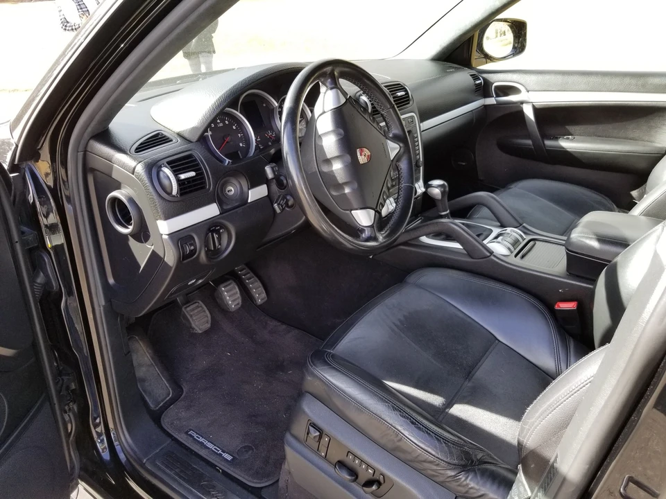 Porsche 955/957 Cayenne GTS - Image 5 of 5