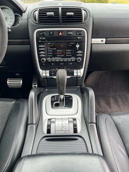 2009 Porsche 955/957 Cayenne Turbo S - Image 13 of 17