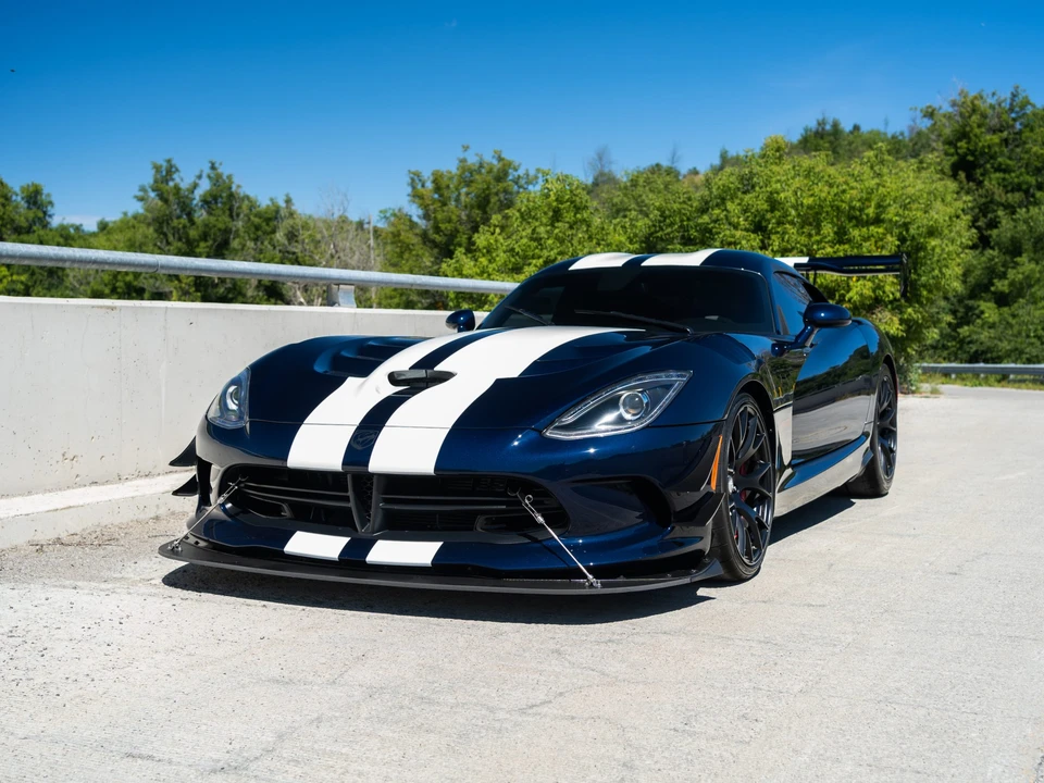 2016 Dodge Viper ACR 5th Gen - Image 2 of 31
