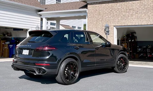 2015 Porsche 958 Cayenne Turbo - Image 4 of 6