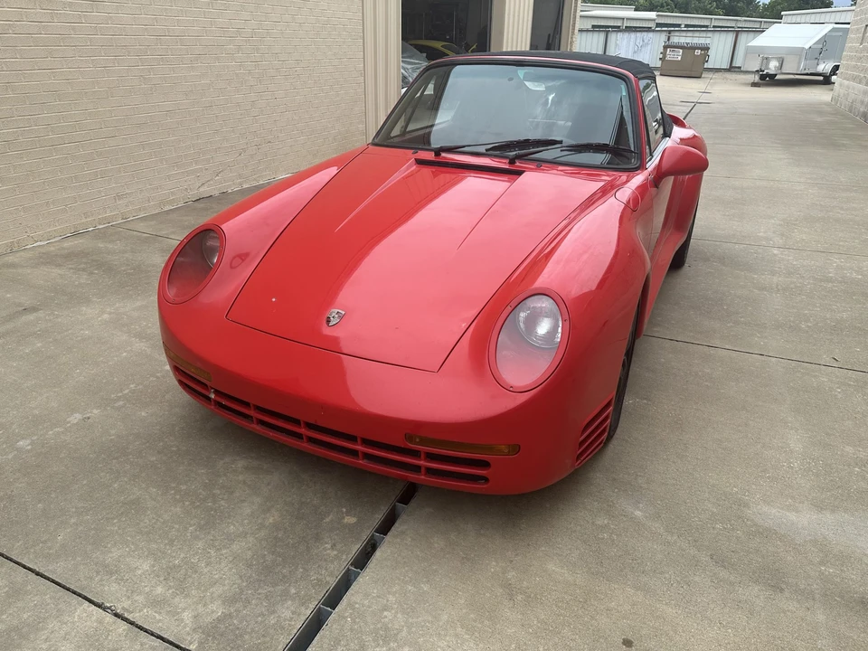 1986 Porsche 911 Carrera 3.2 - Image 6 of 31