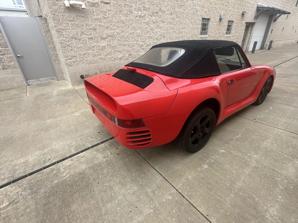 1986 Porsche 911 Carrera 3.2 - Image 16 of 31