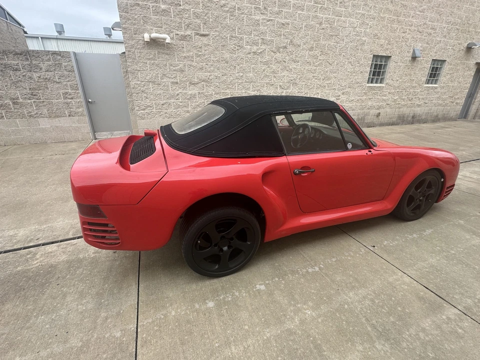 1986 Porsche 911 Carrera 3.2 - Image 17 of 31