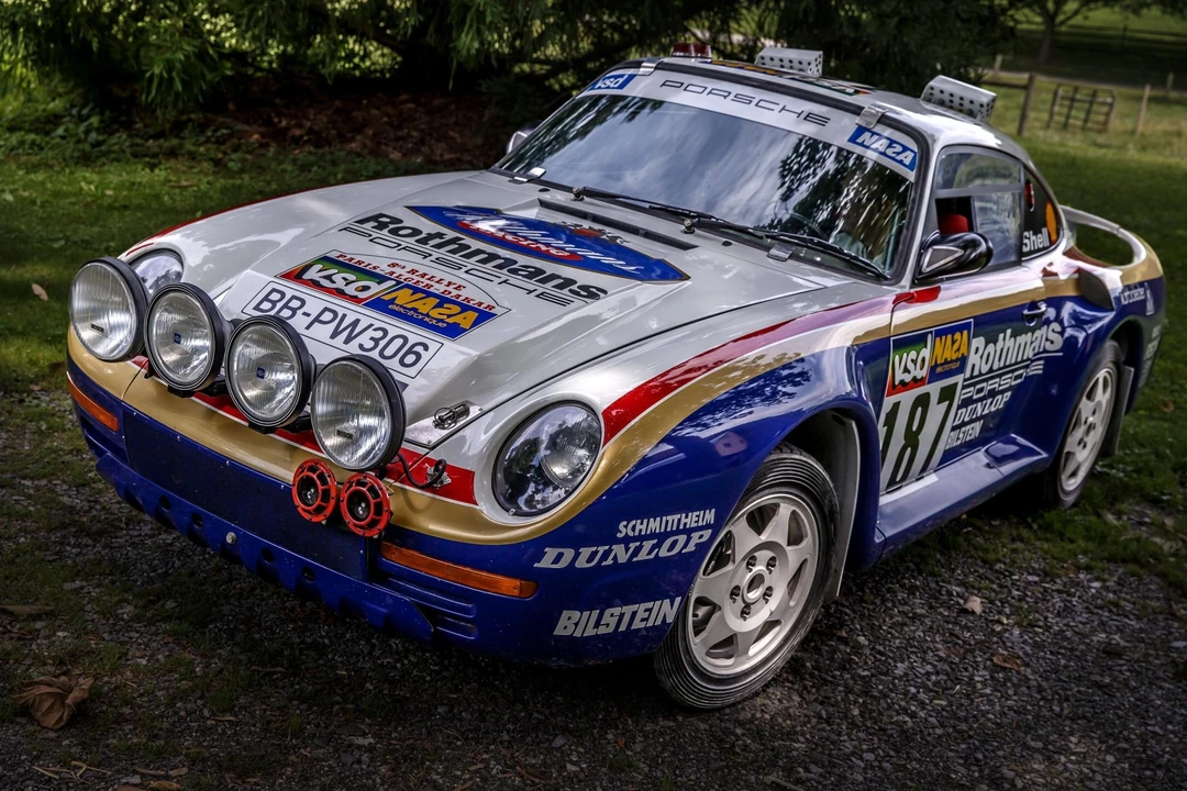 1994 Porsche 964 Carrera 4 - Image 5 of 31