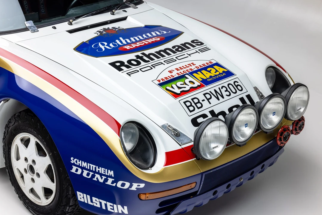 1994 Porsche 964 Carrera 4 - Image 21 of 31