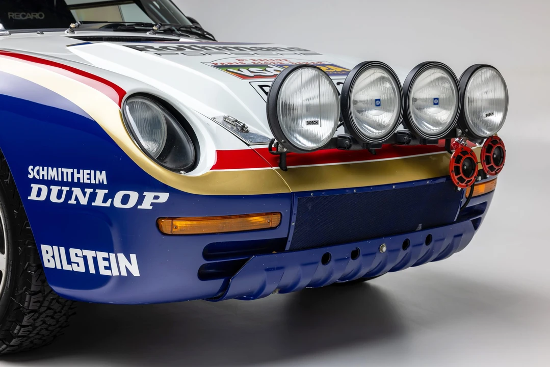 1994 Porsche 964 Carrera 4 - Image 22 of 31