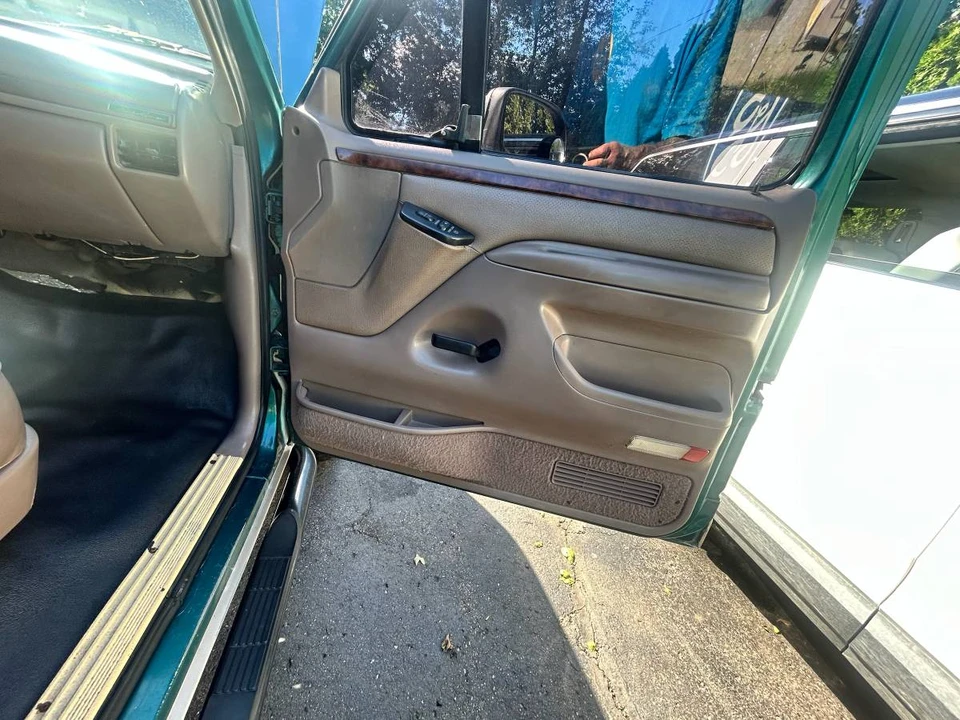 1996 Ford Bronco 5th Gen - Image 5 of 13