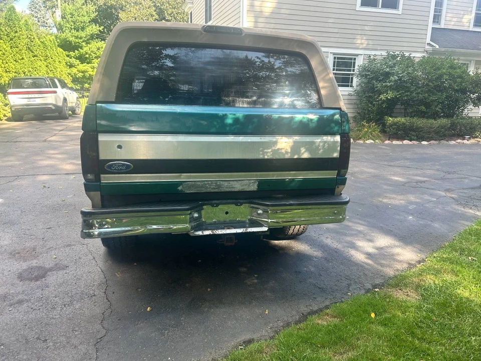 1996 Ford Bronco 5th Gen - Image 4 of 13