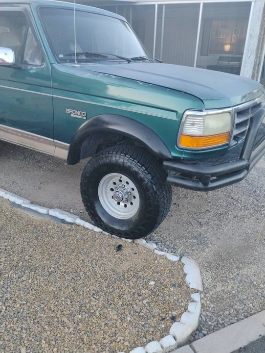 1996 Ford Bronco 5th Gen - Image 12 of 13