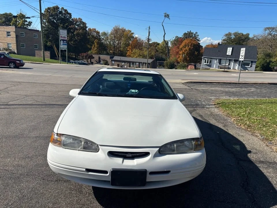 1996 Ford Thunderbird 10th Gen - Image 3 of 7
