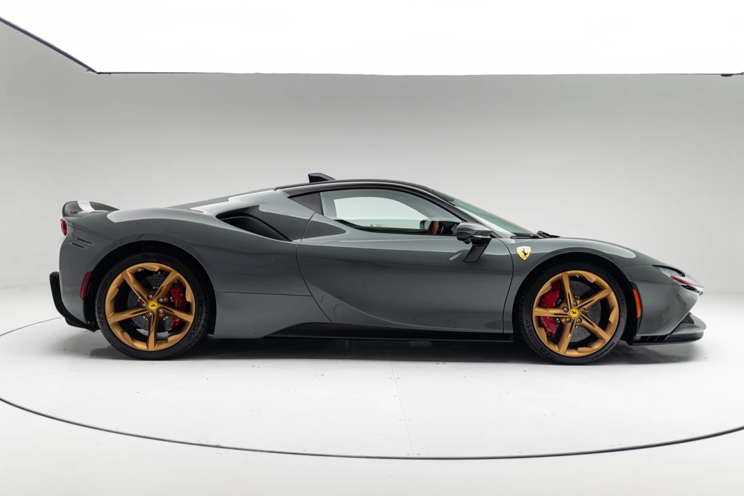 2023 Ferrari SF90 Stradale - Image 6 of 31