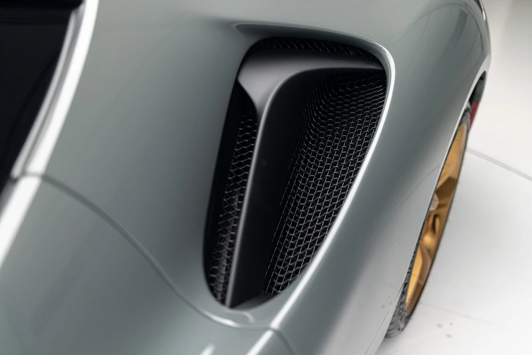 2023 Ferrari SF90 Stradale - Image 21 of 31