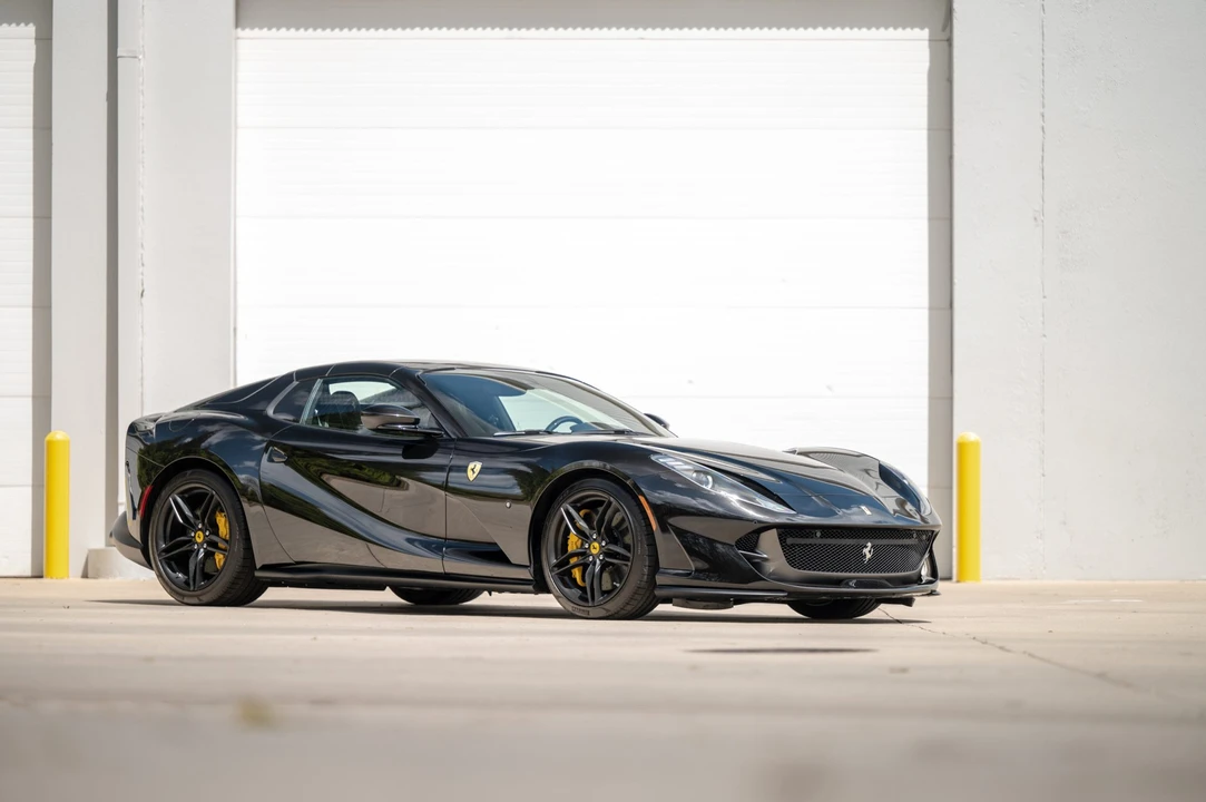 2022 Ferrari 812 GTS - Image 22 of 31