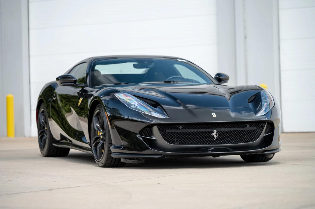 2022 Ferrari 812 GTS - Image 19 of 31