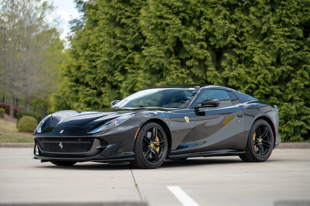 2022 Ferrari 812 GTS - Image 12 of 31