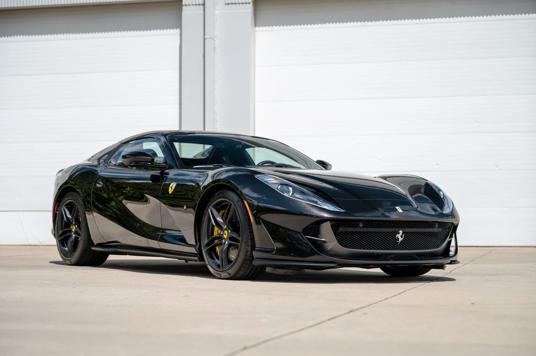 2022 Ferrari 812 GTS - Image 21 of 31