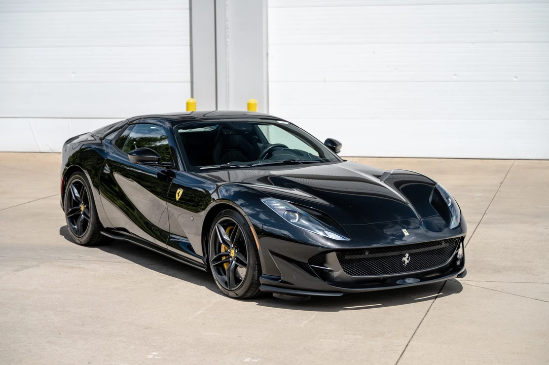 2022 Ferrari 812 GTS - Image 20 of 31