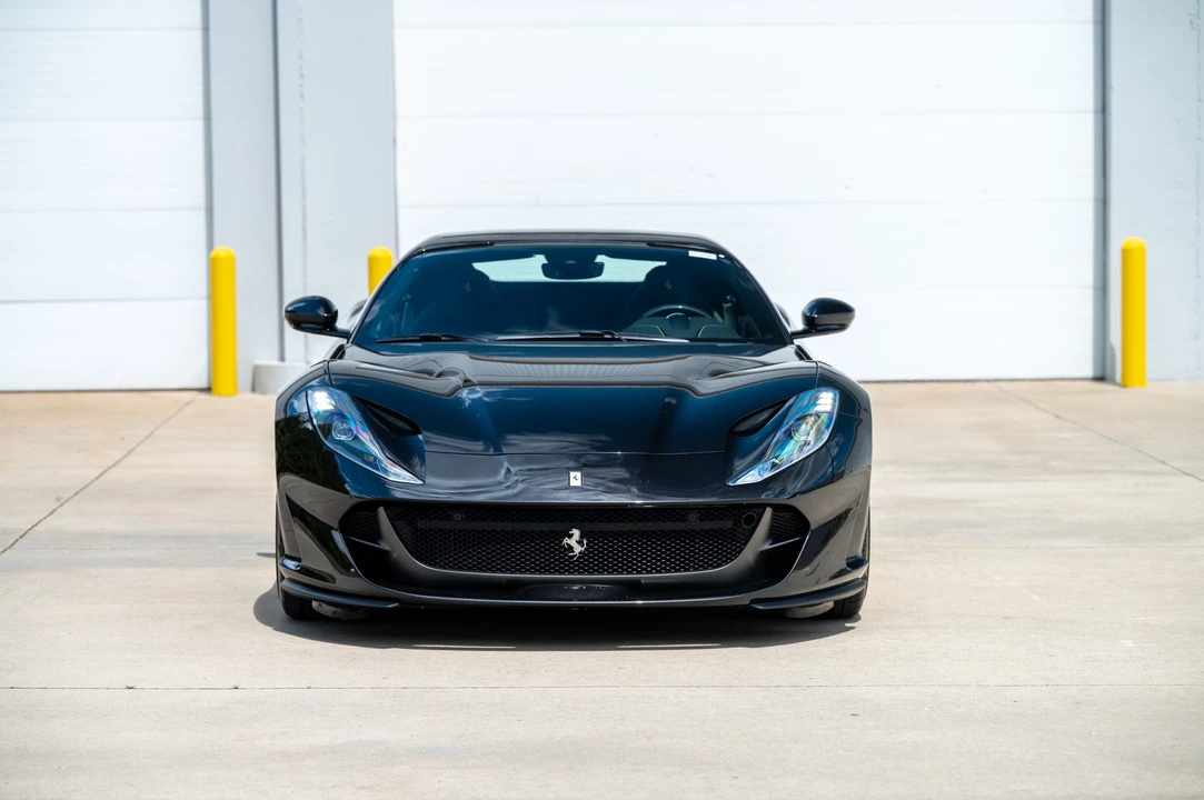 2022 Ferrari 812 GTS - Image 17 of 31