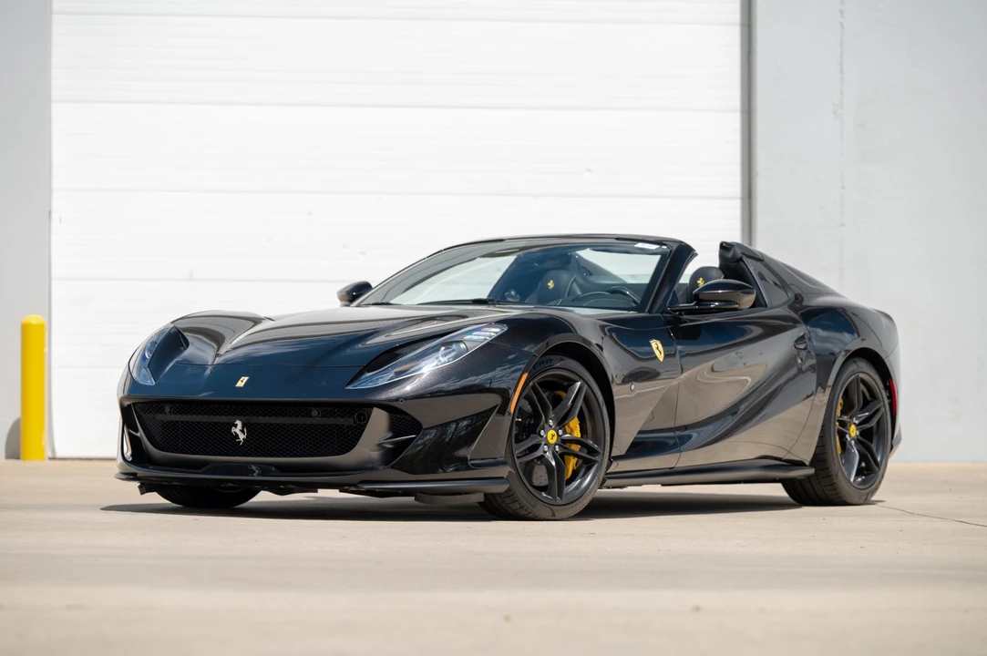 2022 Ferrari 812 GTS - Image 2 of 31