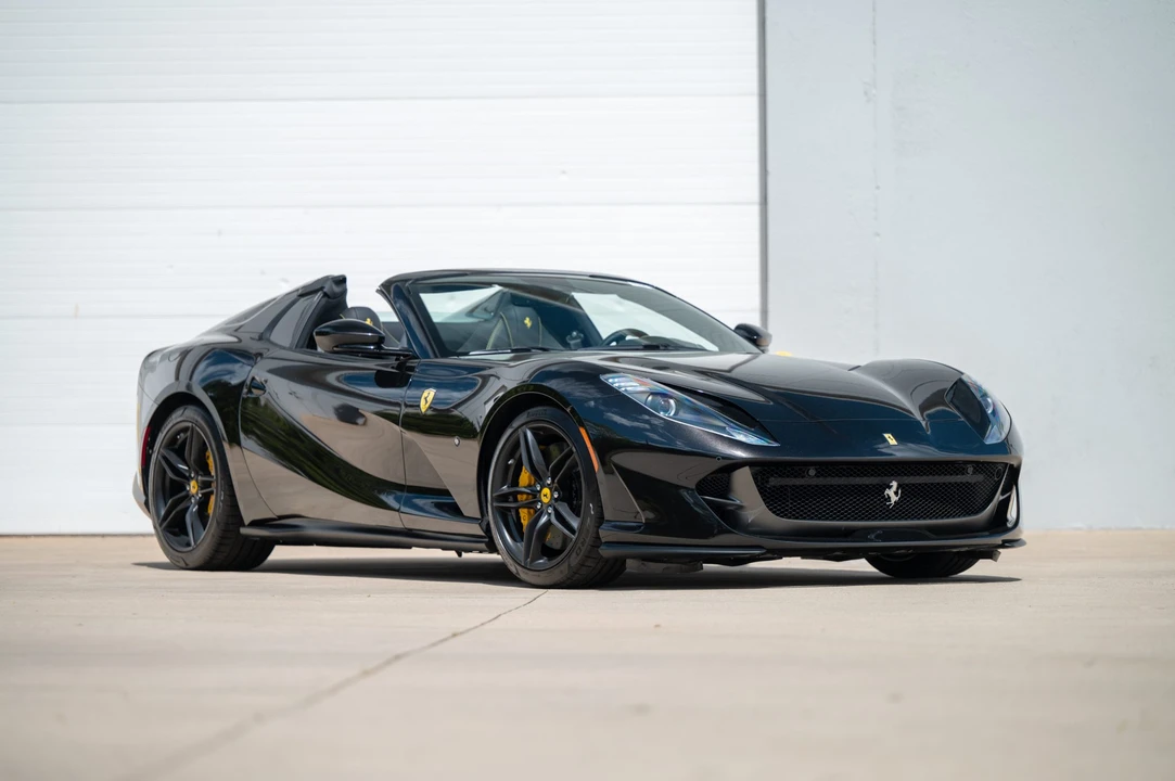 2022 Ferrari 812 GTS - Image 4 of 31