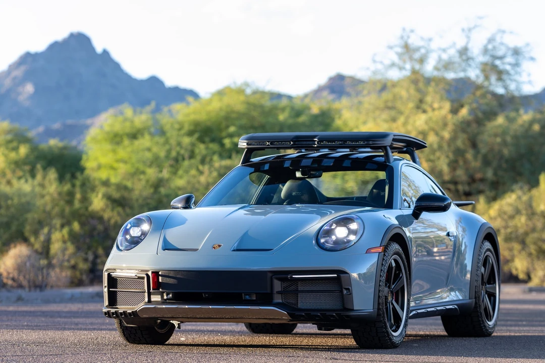 2024 Porsche 992 Dakar - Image 15 of 31