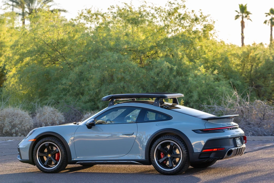 2024 Porsche 992 Dakar - Image 22 of 31