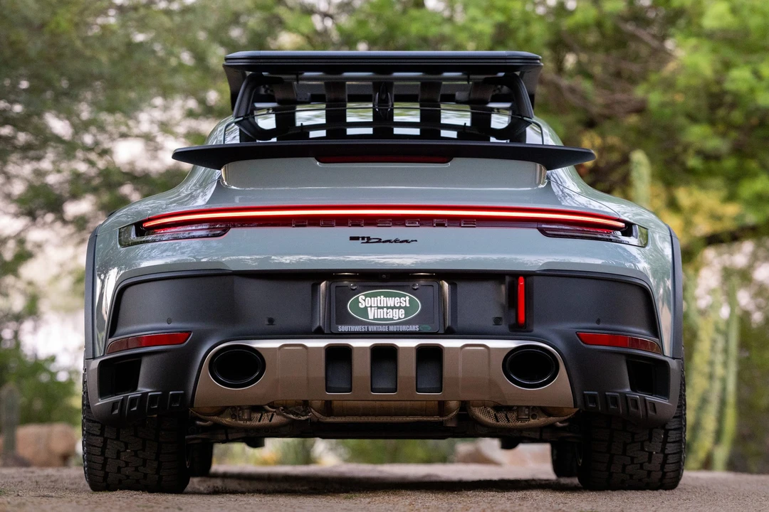 2024 Porsche 992 Dakar - Image 7 of 31