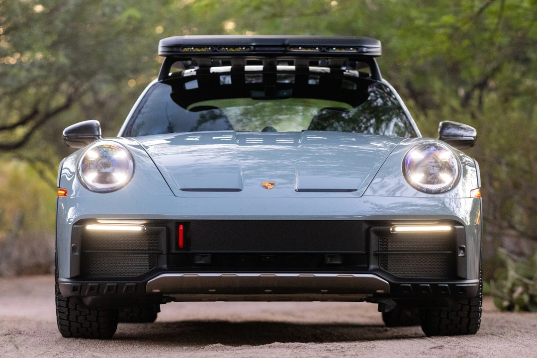 2024 Porsche 992 Dakar - Image 13 of 31