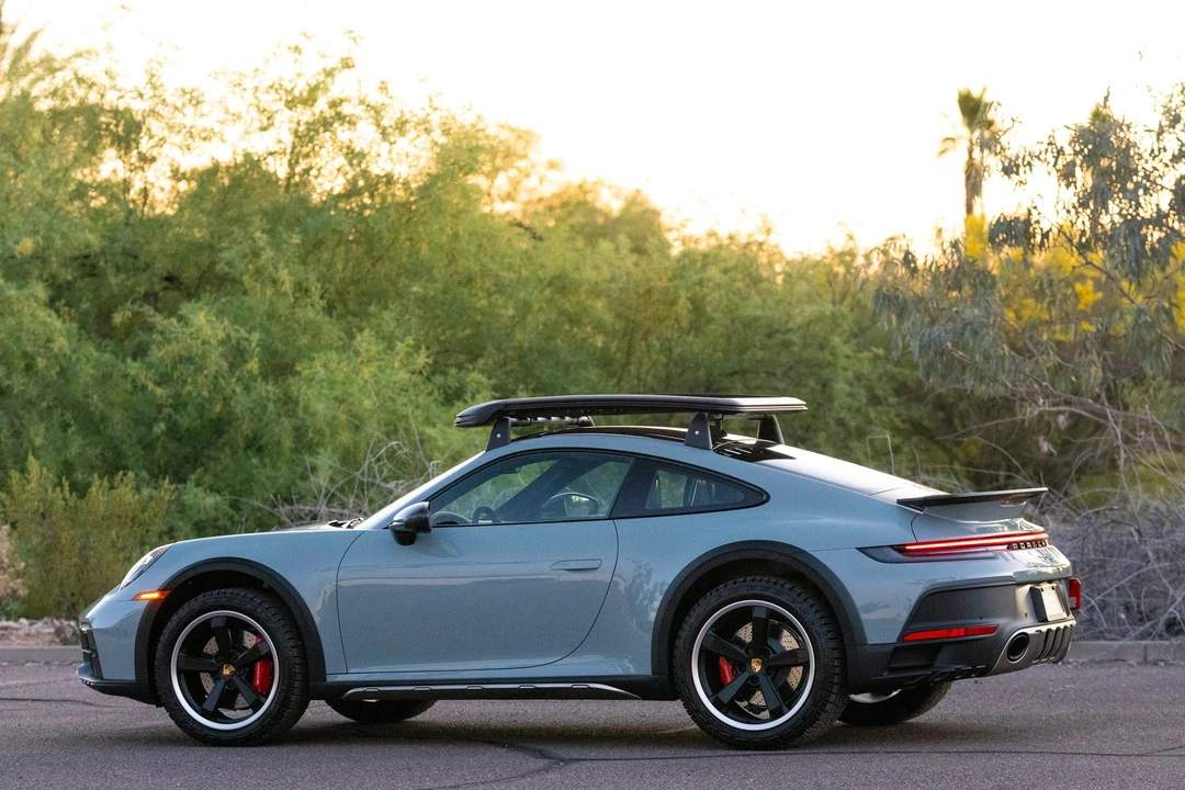 2024 Porsche 992 Dakar - Image 23 of 31