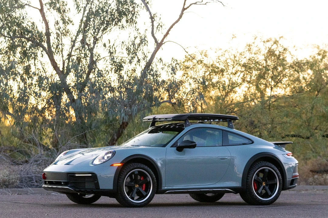 2024 Porsche 992 Dakar - Image 19 of 31