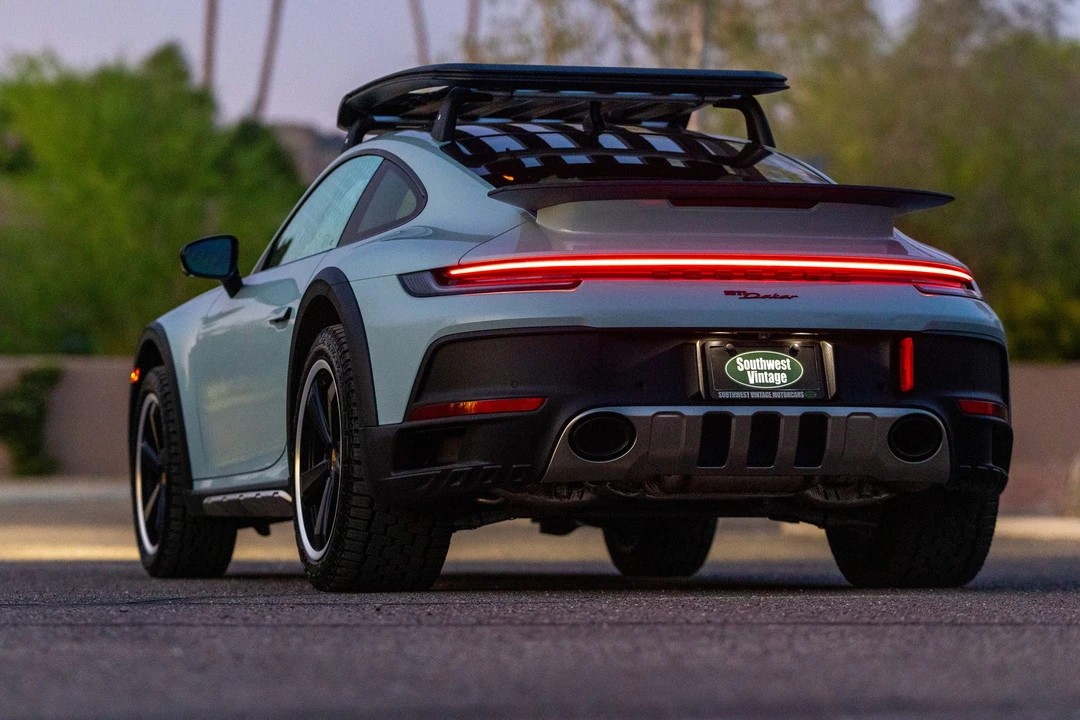 2024 Porsche 992 Dakar - Image 24 of 31