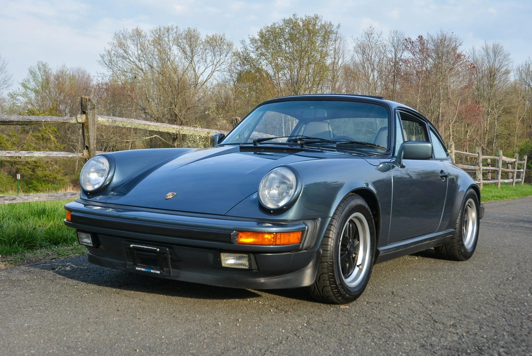 1987 Porsche 911 Carrera 3.2 - Image 10 of 31