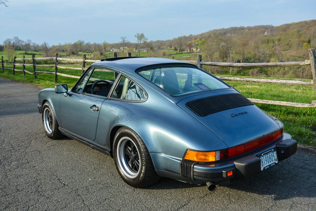 1987 Porsche 911 Carrera 3.2 - Image 28 of 31