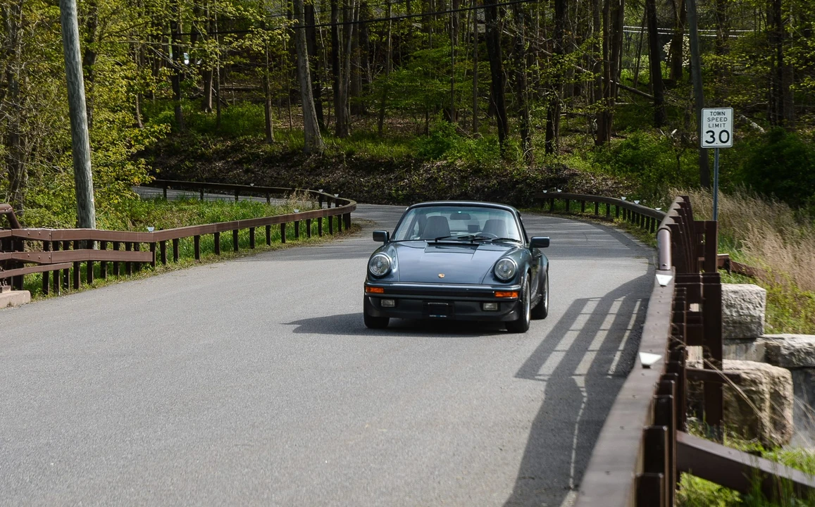 1987 Porsche 911 Carrera 3.2 - Image 6 of 31