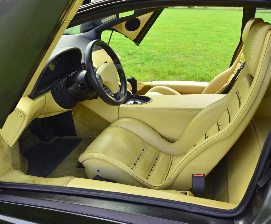 1993 Lamborghini Diablo VT - Image 28 of 31