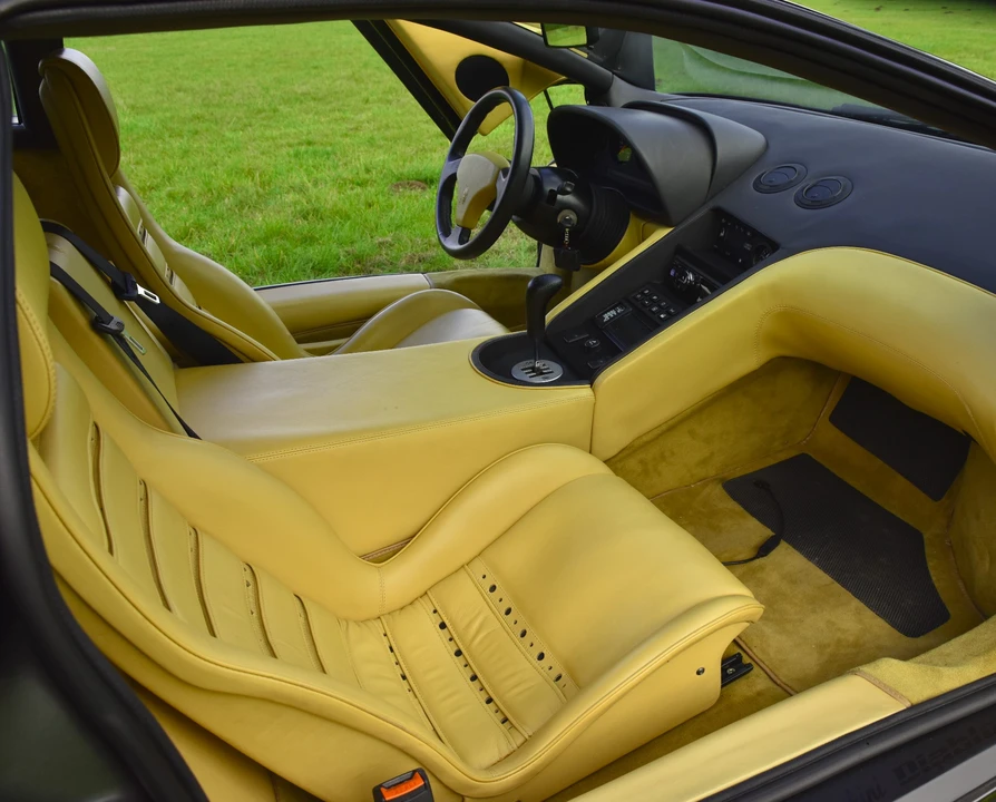 1993 Lamborghini Diablo VT - Image 30 of 31