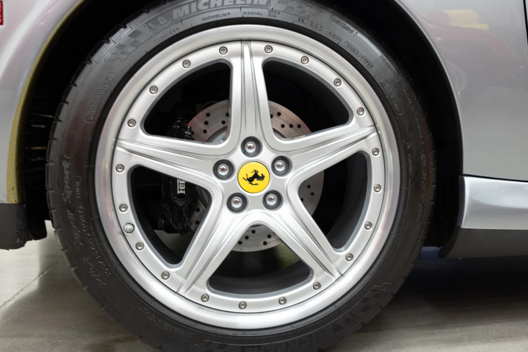 1999 Ferrari 550 Maranello - Image 29 of 31