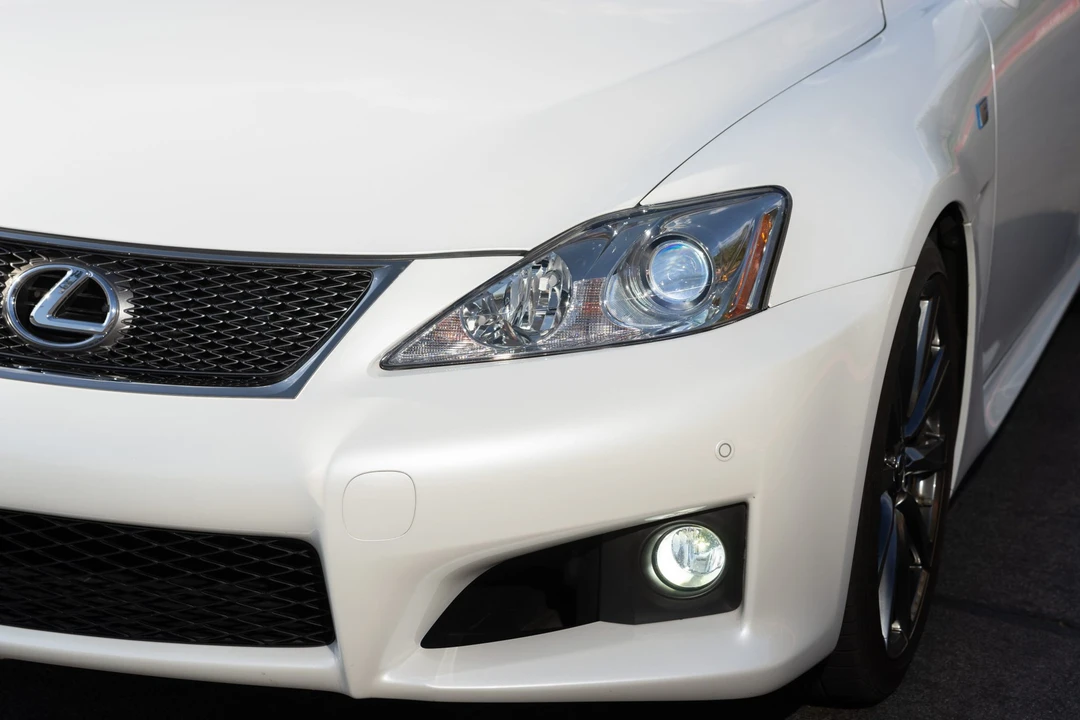 2008 Lexus IS F 2nd Gen - Image 19 of 31