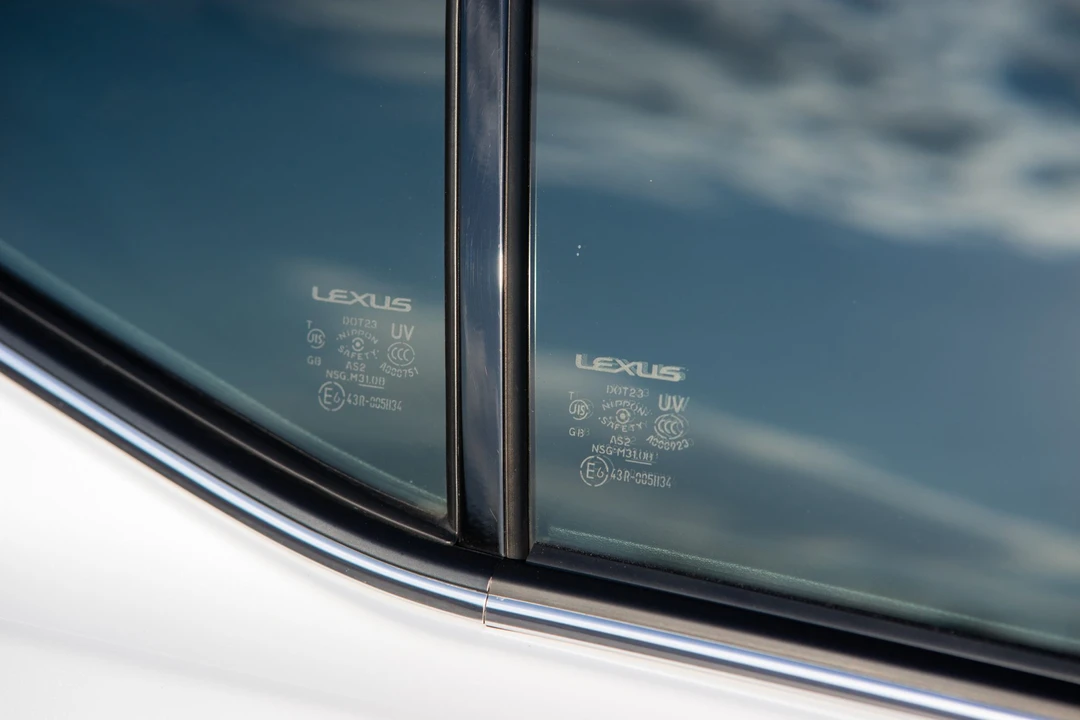 2008 Lexus IS F 2nd Gen - Image 25 of 31