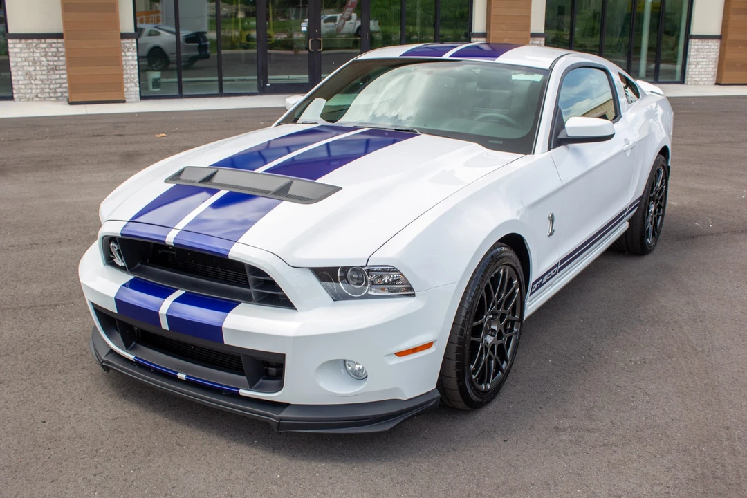 2014 Ford S197 II Shelby Mustang GT500 - Image 2 of 31