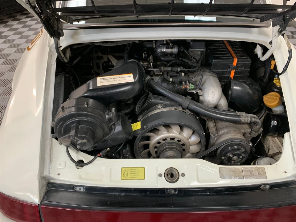 1990 Porsche 964 Carrera - Image 24 of 31