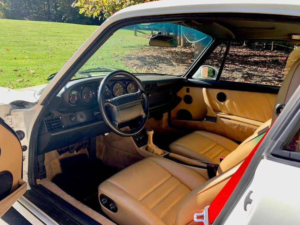 1993 Porsche 964 Carrera 4 - Image 3 of 16