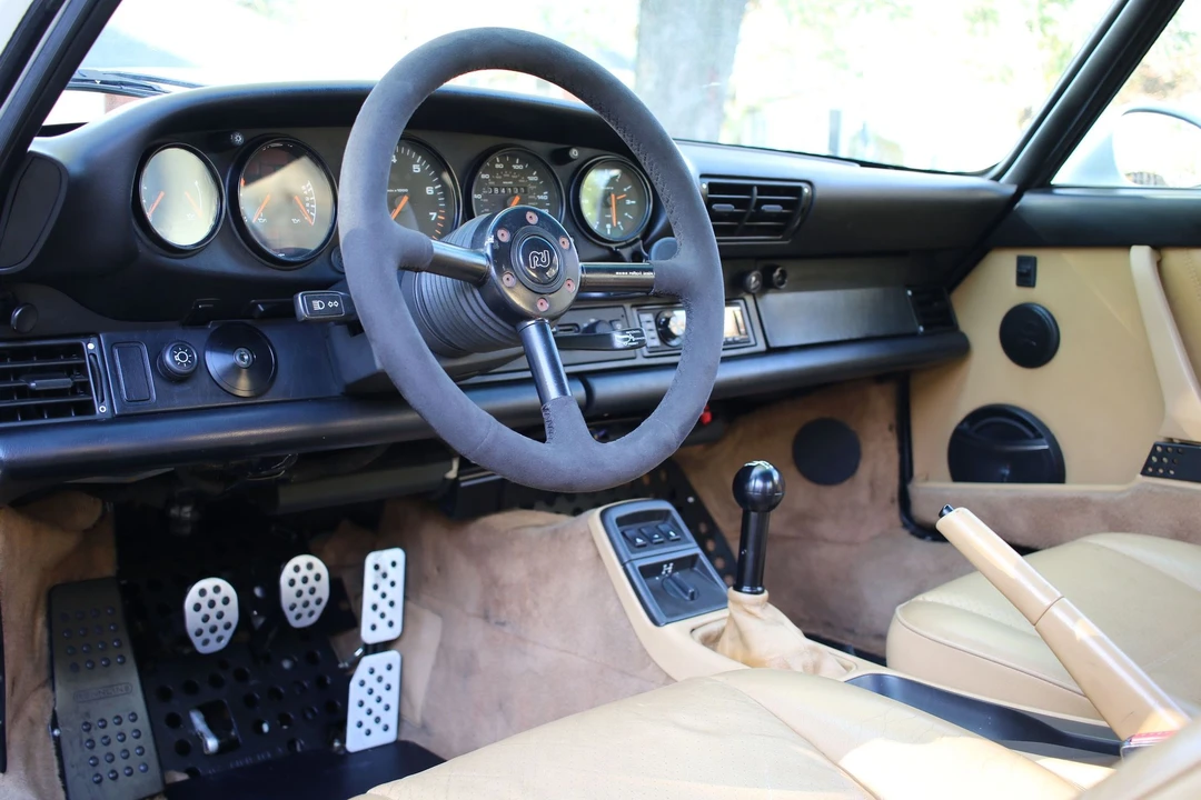 1989 Porsche 964 Carrera 4 - Image 4 of 8