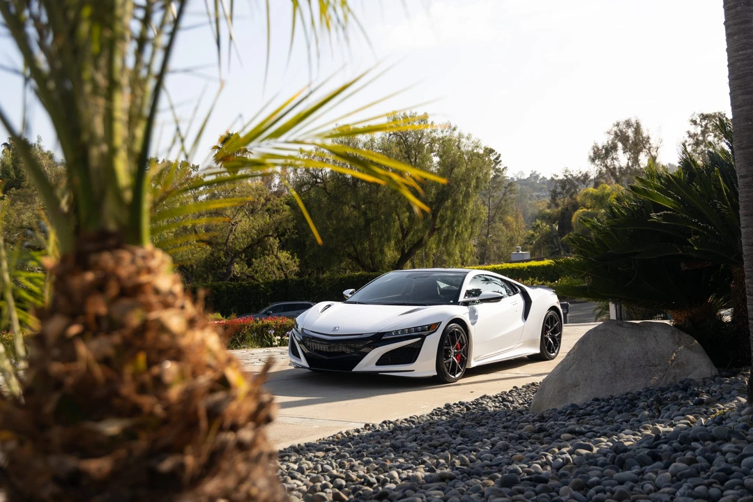 2017 Acura NC1 NSX - Image 17 of 31