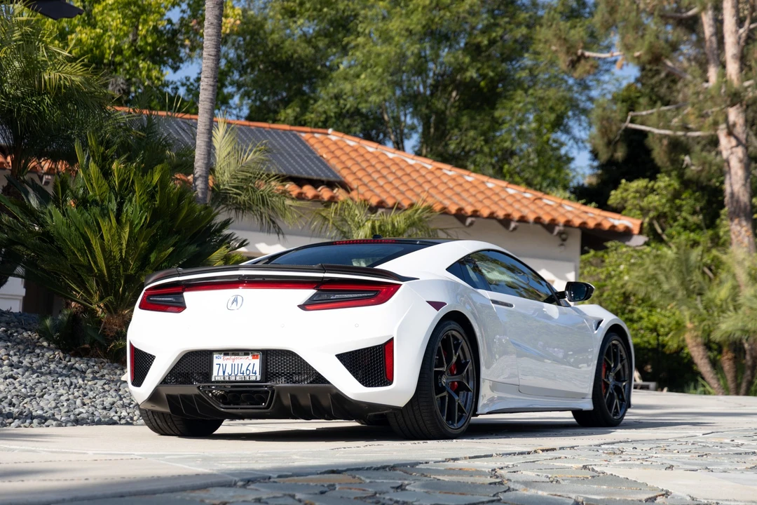 2017 Acura NC1 NSX - Image 23 of 31