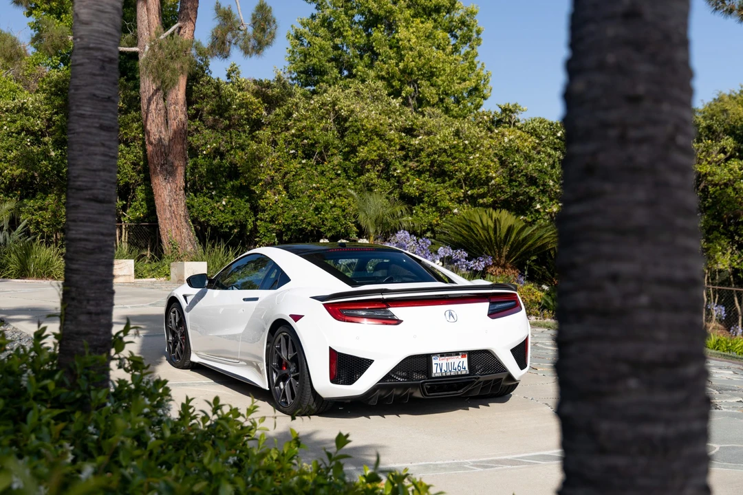2017 Acura NC1 NSX - Image 25 of 31