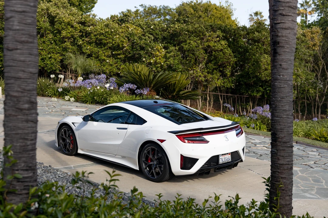 2017 Acura NC1 NSX - Image 26 of 31